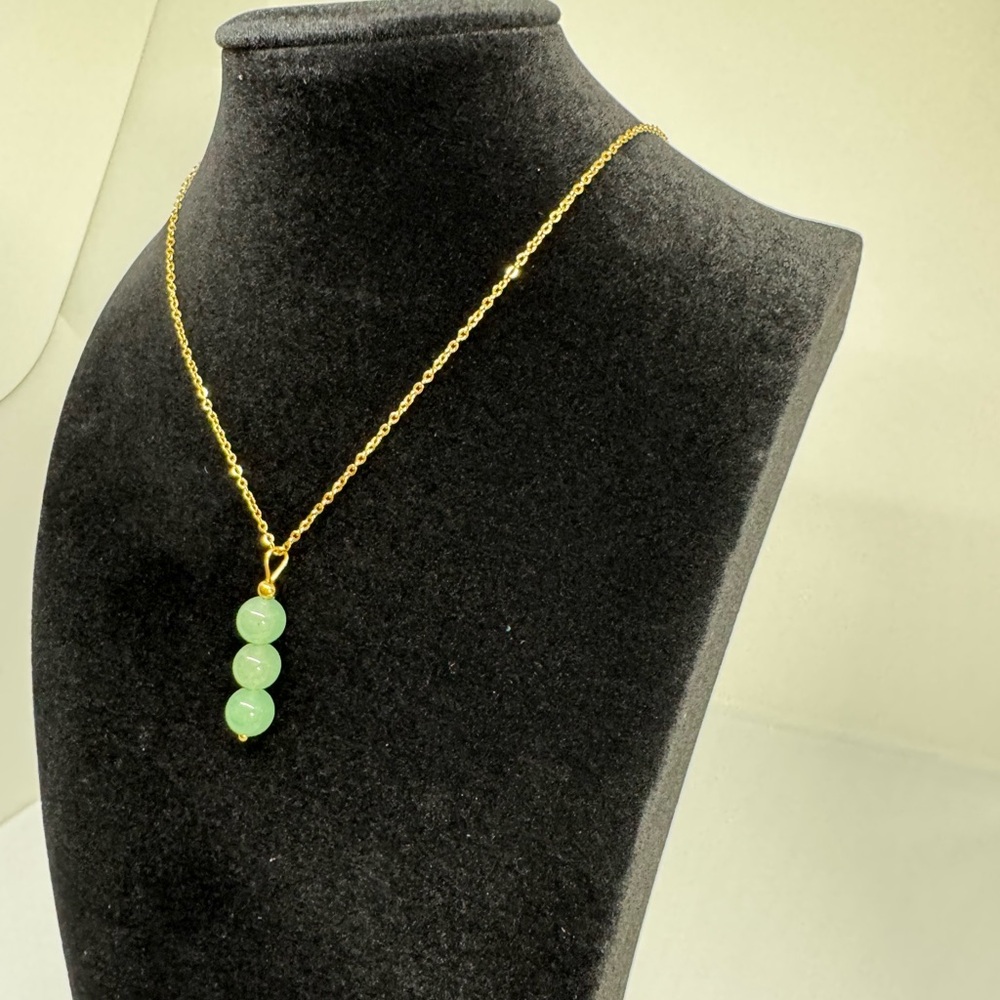 Jade 3 Stone Necklace - Picture 2 of 6